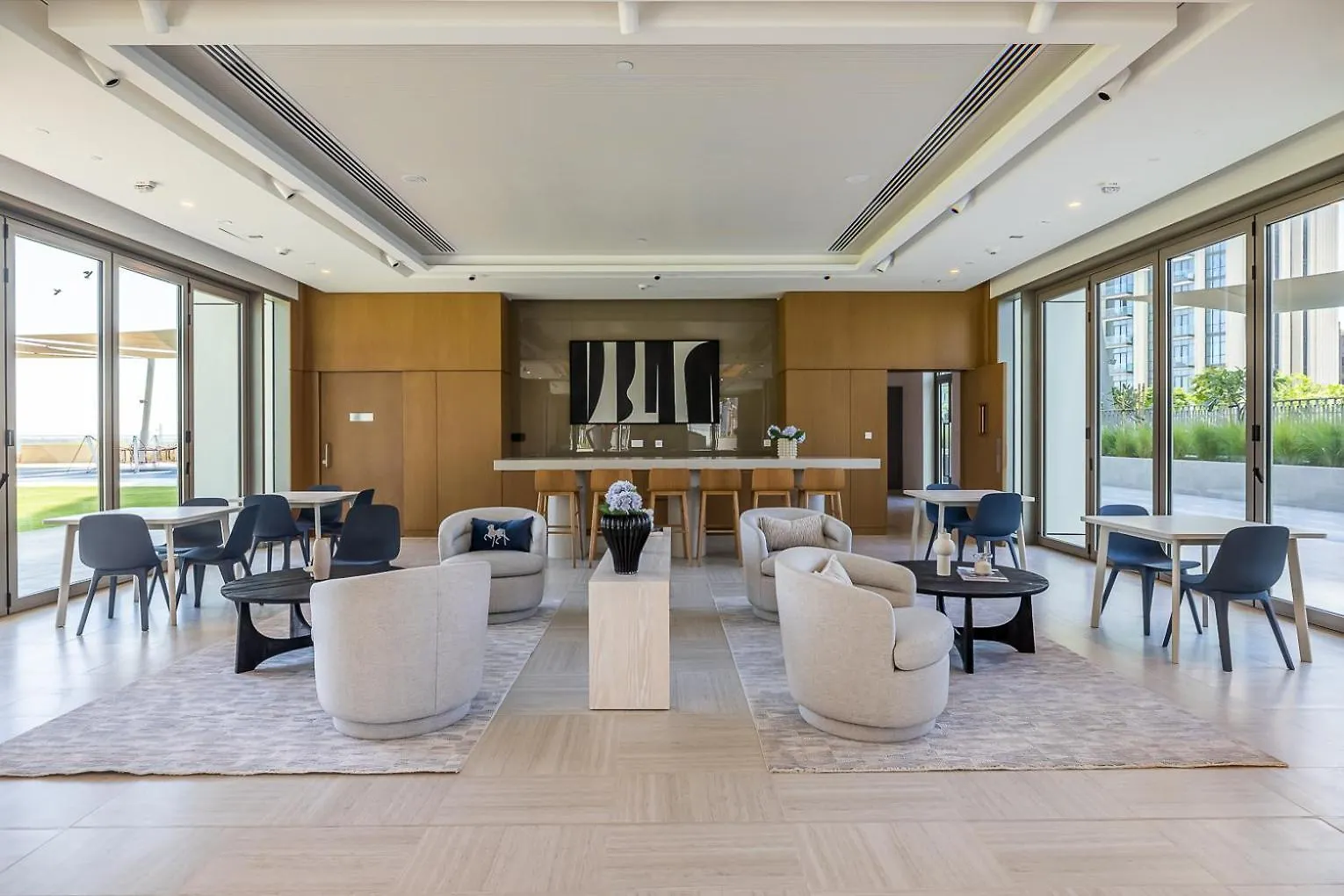 Beautiful Home With Full Burj View In Downtown Dubai Apartment